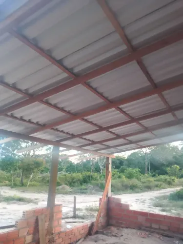 Pedreiro trabalho com todos os tipos de trabalho ,telhados e outros é só chamar