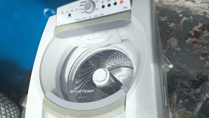 Vendo máquina de lavar Brastemp 11kilo