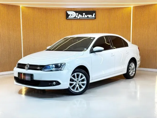 Volkswagen Jetta Comfortline 2.0 T.flex 8V 4P Tipt. 2014