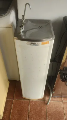 Bebedouro elétrico Libel 110 v