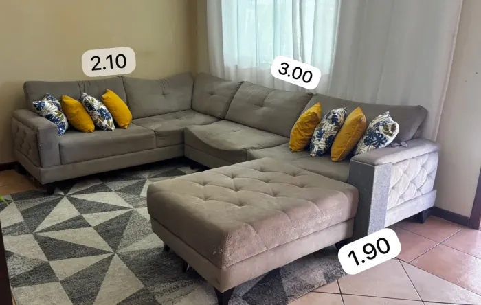 Sofá de canto em L