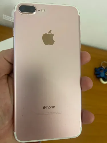 iPhone 7 Plus super conservado! Barato!