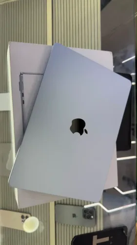 MACBOOK AIR M4 16/256 13.6? SEMINOVO 100% 15 CICLOS SKY BLUE COMPLETO GARANTIA APPLE
