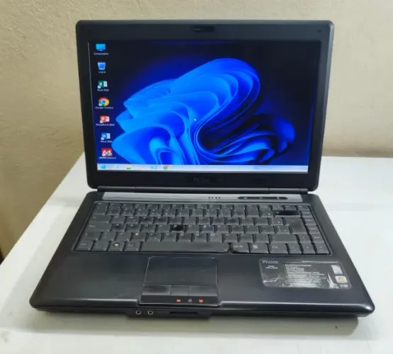 Notebook Philco Dual, 4GB de memória, HD 320 GB. Ótimo p/ estudo/trabalho. Bateria viciada