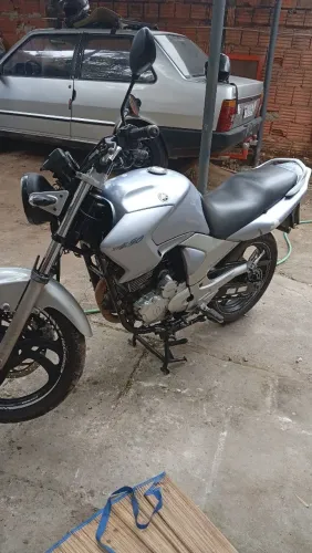 Fazer 250