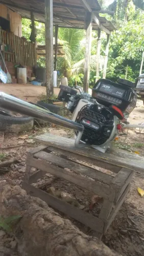 Moto marítimo toyama de 8hp novo