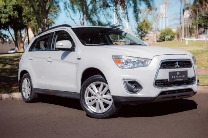 Mitsubishi ASX 2.0 16V 4X4 160cv Aut. 2013