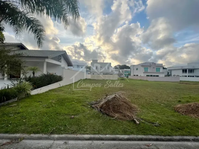 Terreno à venda em Peruíbe/SP