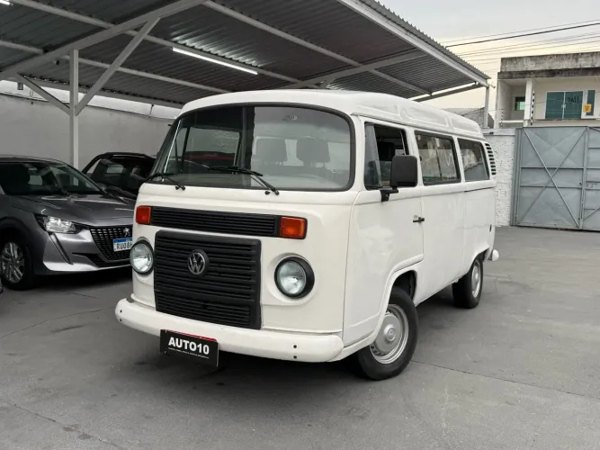 Volkswagen Kombi Standard 1.4 MI Total Flex 8V 2011