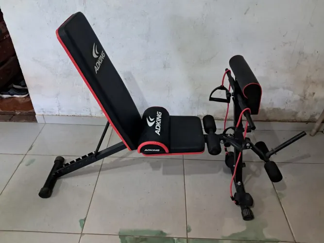 Banco de musculação regulável