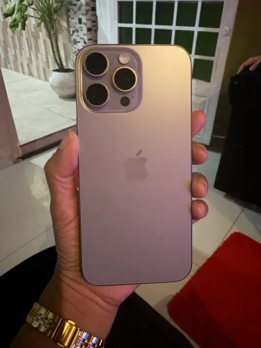 iPhone 16 Pro max 256 Giga Cor Cinza