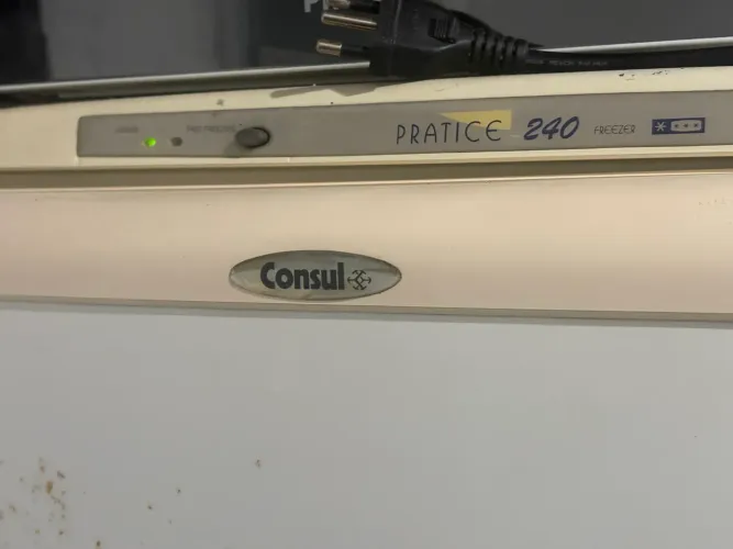 FREEZER CONSUL PRATICE 240 litros
