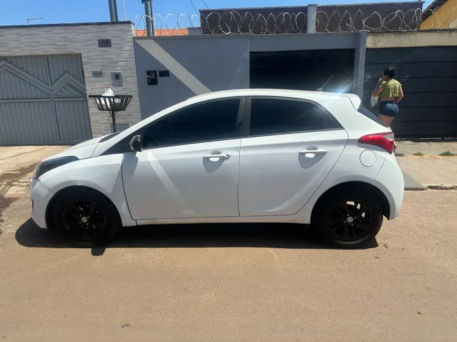 Hyundai HB20 Comf./c.plus/c.style 1.0 Flex 12V 2015