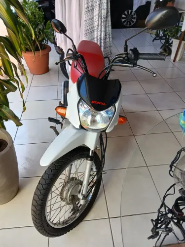Honda pop110 ,único dono apenas 27 mil km rodados 