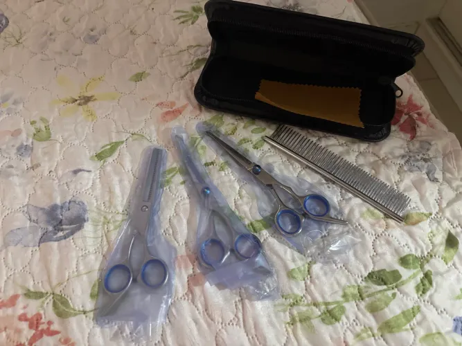 KIT TESOURAS PARA TOSA NOVAS + CAIXA 