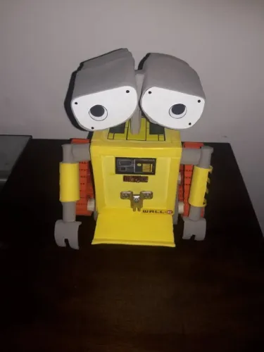 Robô Wall-e artesanal