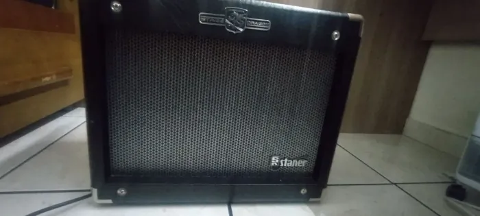 Amplificado Staner BX100 para Baixo 100W