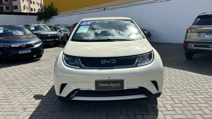 BYD Dolphin EV (Elétrico) 2024