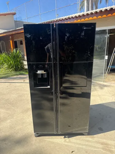 Geladeira Samsung Side-by-Side 506L Vidro Preto Defeito na Placa
