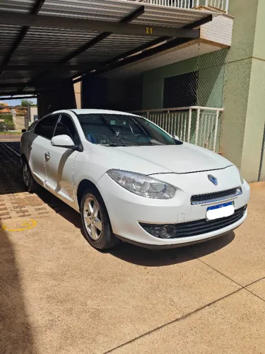 Renault Fluence Sed. Dynamique 2.0 16V Flex Aut. 2014