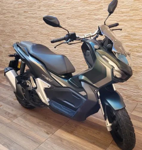 HONDA ADV 150  SEM DETALHES 3600KM