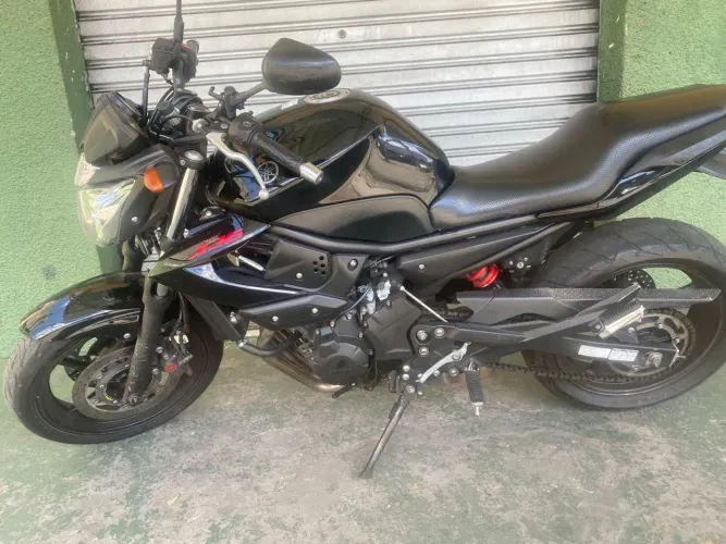 XJ6