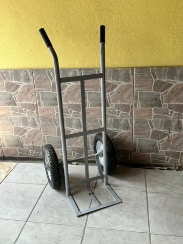 Carrinho de Carga 200kg Pneu Câmara