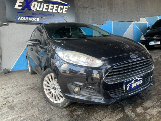 Ford Fiesta 1.6 SE Hatch 16V Flex 4P Powershift 2015