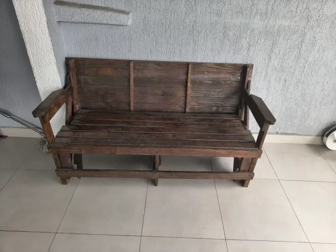 Banco madeira retrátil