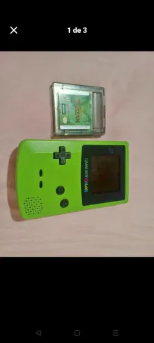 Game boy color verde com cartucho do Tarzan 