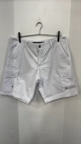 Bermuda Reserva New Army Branco TAM. 44