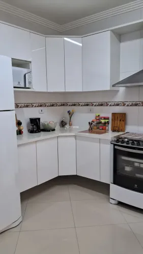 Casa em Condomínio à Venda na Vila Matilde  2 Suítes com Sacada e Vaga de Garagem
