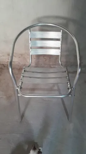 Vendo cadeira com avaria