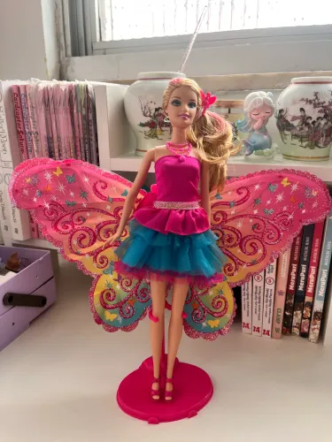 Barbie e o Segredo das Fadas