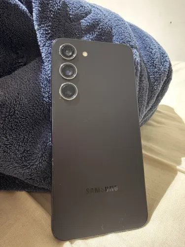 Samsung S23