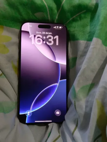  Vende-se iPhone  16 pro Max 512g.