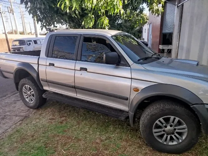 Mitsubishi L200 Sport HPE 2.5 4X4 CD DTI Dies. Mec. 2007