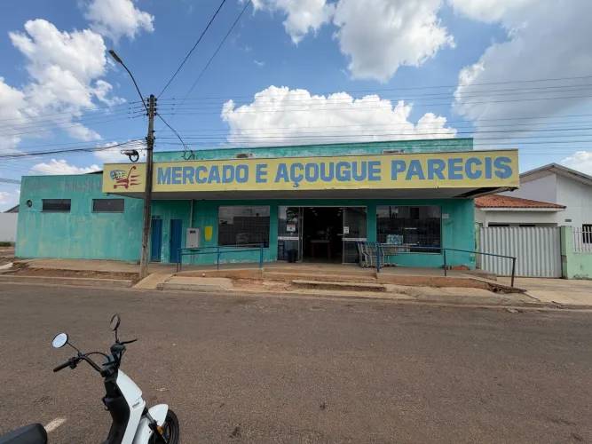 Mercado açougue e padaria