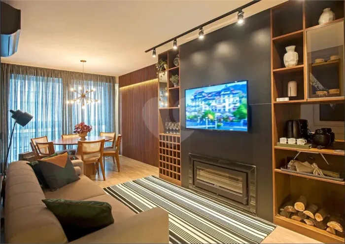 Apartamento com 2 quartos à venda em Centro - RS