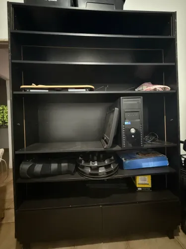 Vendo armário multiuso