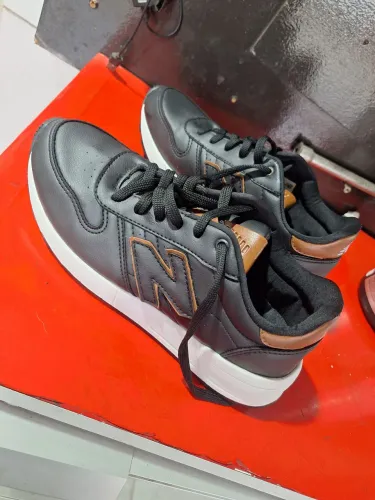 Tênis New Balance tamanho 40