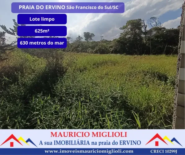 Lote terreno limpo na Praia do Ervino