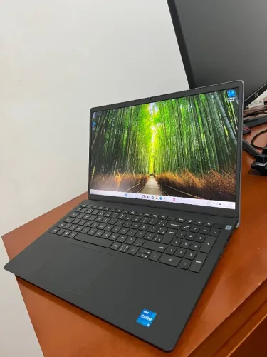Notebook Dell 15 MUITO NOVO!!