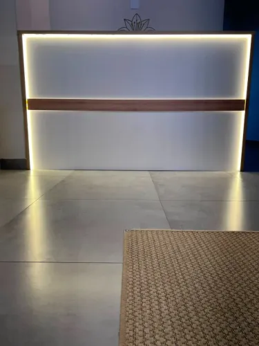 Balcão Para Recepção ou Caixa com Gavetas
