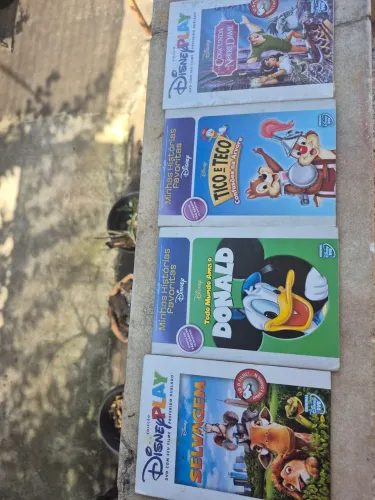 Vendo 4 DVDs clássicos da Disney