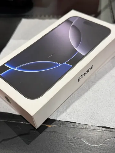 iPhone 16 Pro 512GB - usado em excelente estado
