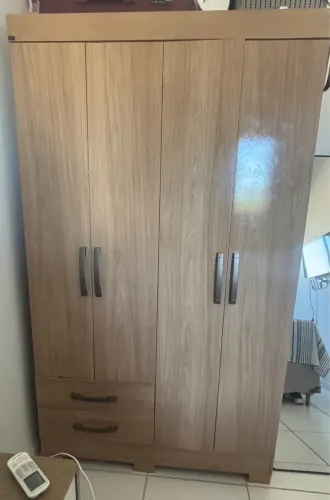 Guarda roupa zero
