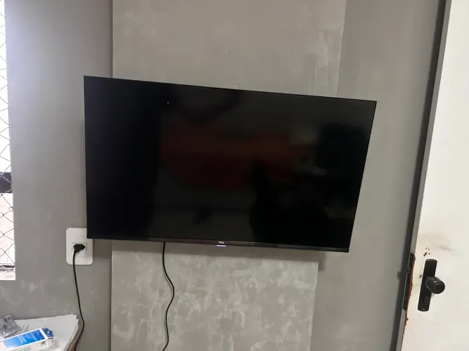 TV TCL 32? COM DEFEITO ( LEIA A DESCRIÇÃO! )