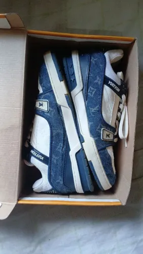 Tenis lv