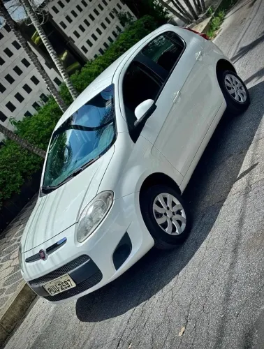 Fiat Palio Attractive 1.0 EVO Fire Flex 8V 5P 2015